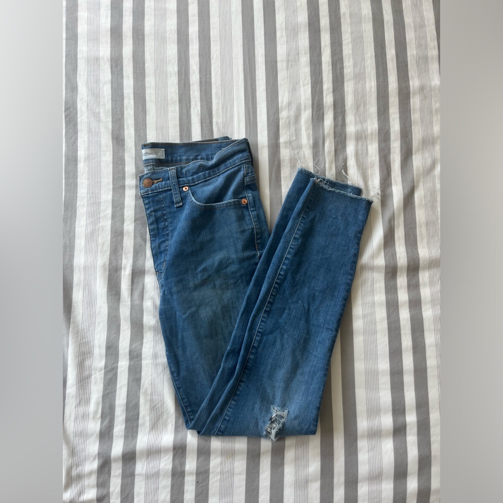 denim skinny jeans with rips and frayed ends